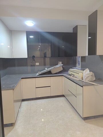 Kitchen in 3 BHK Builder Floor at Unitech Deerwood Chase, Nirvana Country – for Rent