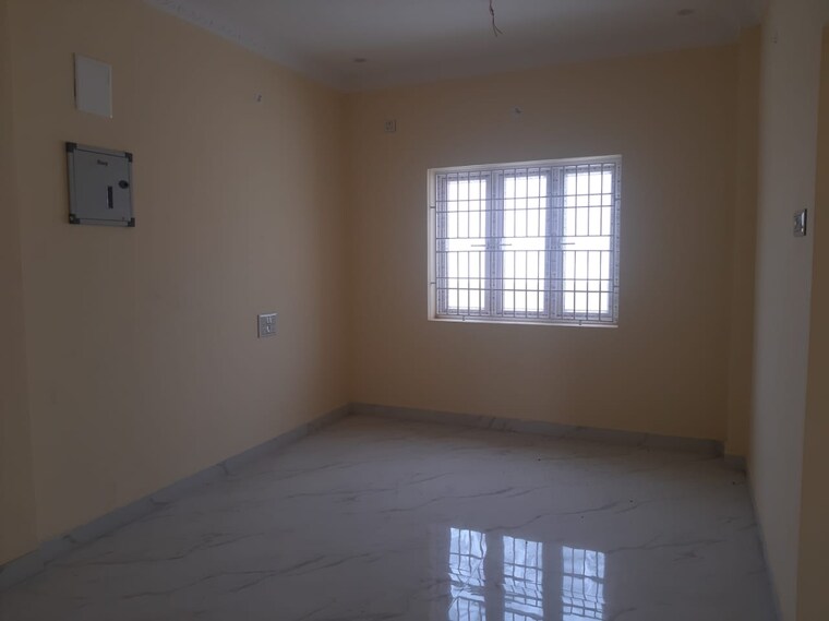 Room, venster-apartment 3 Bedroom 1211 Sq.Ft. Apartment In Iyyappanthangal Chennai 9169786