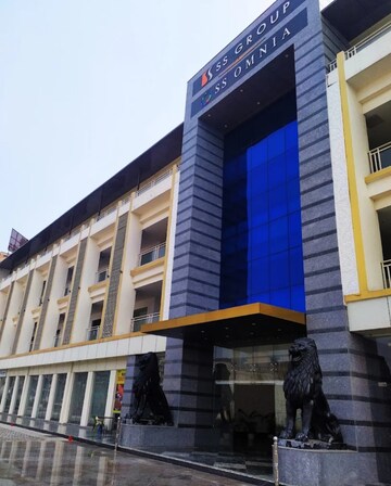  Shop – Exterior View View at SS Omnia, Sector 86 - for Sale