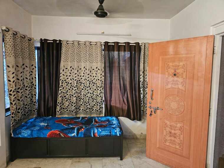 Bedroom, juhu 1 Bedroom 600 Sq.Ft. Apartment In Juhu Mumbai 9169756