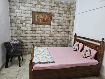 Bedroom in 1 BHK Apartment at Juhu – for Rent