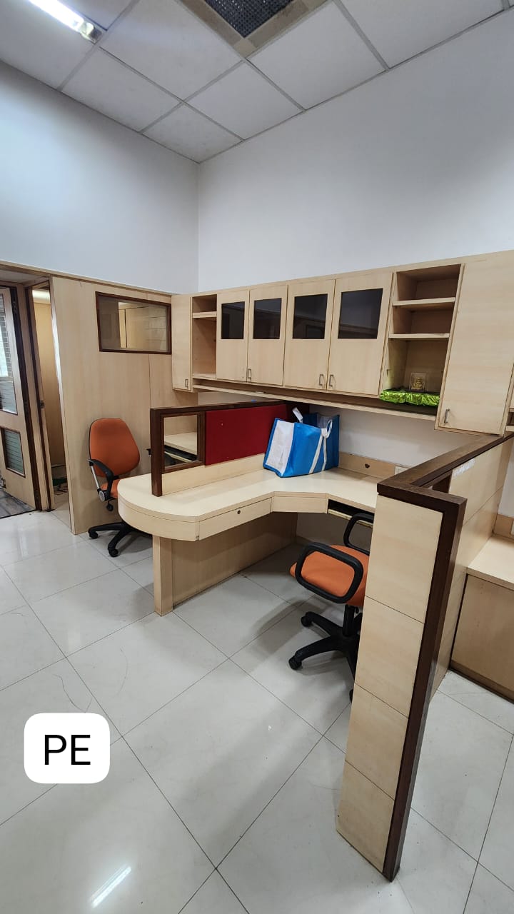 Office Space For Rent in Laxmi Mall, Link Road, an