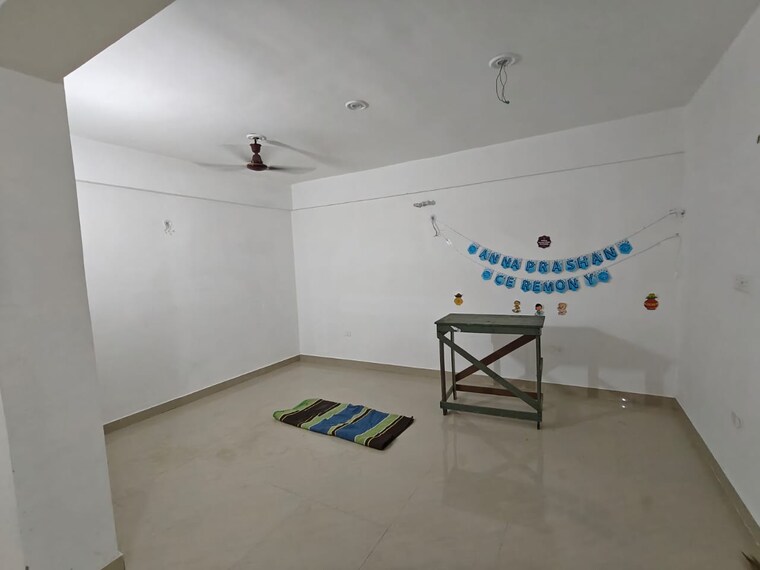 Team Area, tulsiani-urban-woods 3 Bedroom 1632 Sq.Ft. Apartment In Sushant Golf City Lucknow 9169793