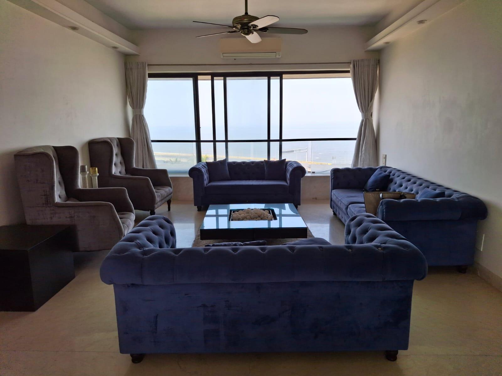 3 BHK + Pooja Room,Servant Room 1800 Sq.Ft. Apartment in Breach Candy Gardens