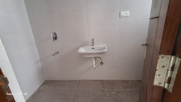 Bathroom, uppal 3 Bedroom 1630 Sq.Ft. Apartment In Uppal Hyderabad 9169841