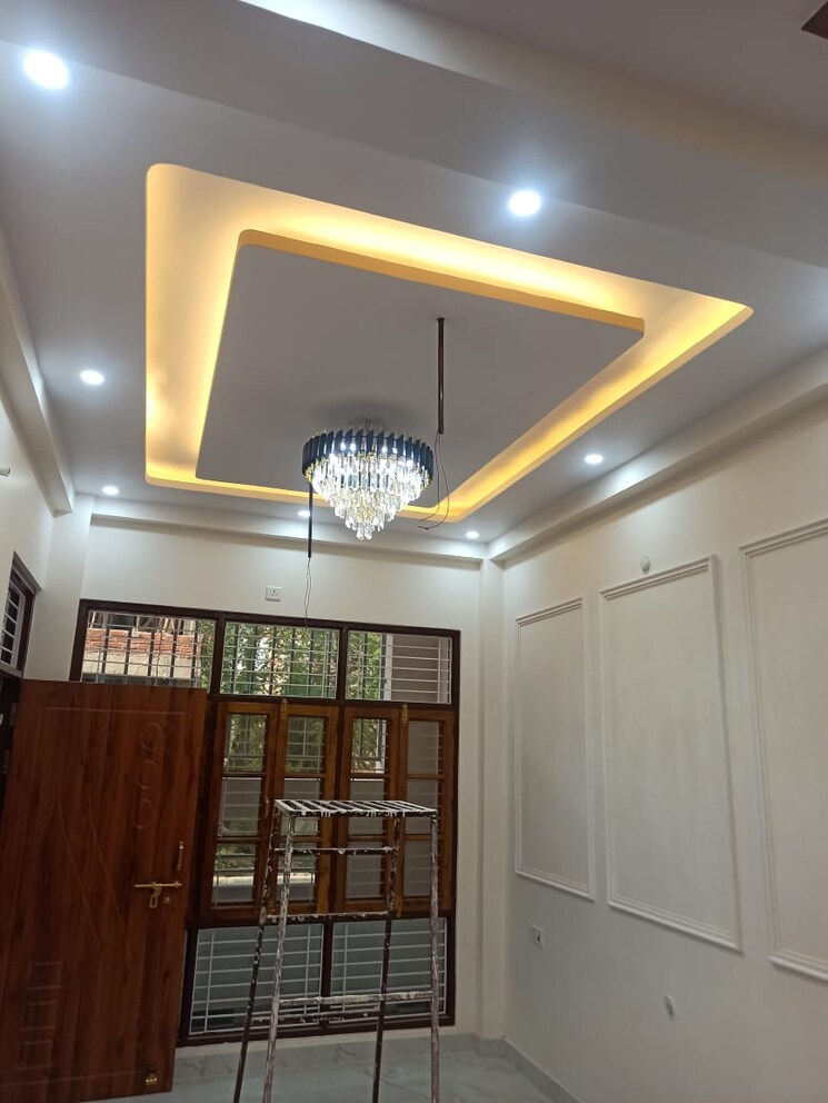 Kitchen, gomti nagar 5 Bedroom 1000 Sq.Ft. Builder Floor In Gomti Nagar Lucknow 9169838