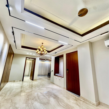 Living Room in 4 BHK Builder Floor at Central Park 3 The Room, Sohna Sector 33 – for Sale