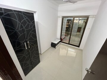 Team Area in 1.5 BHK Apartment at Mashyakh Tower, Malad West – for Rent