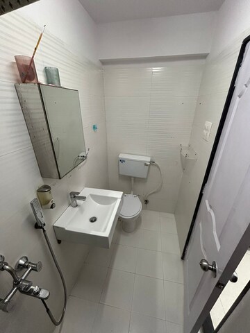 Bathroom in 1.5 BHK Apartment at Mashyakh Tower, Malad West – for Rent