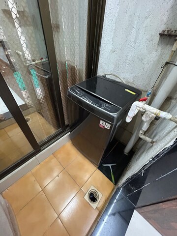 Kitchen in 1.5 BHK Apartment at Mashyakh Tower, Malad West – for Rent