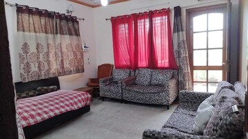 Living Room in 2 BHK Independent House at Sector 12 – for Rent