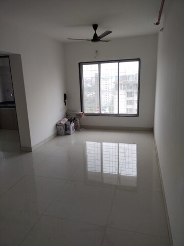 Room in 2 BHK Apartment at Kurla East – for Rent
