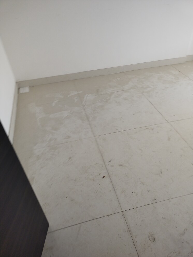 Room, kurla east 2 Bedroom 630 Sq.Ft. Apartment In Kurla East Mumbai 9169931