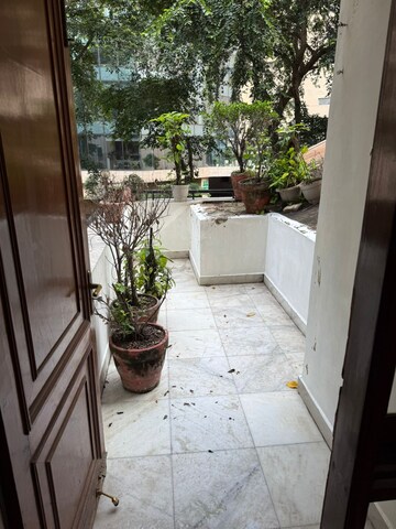 Balcony in 3 BHK Builder Floor at DLF City Gurgaon, Sector 27 – for Rent