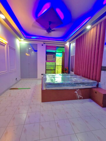 Bedroom in 2 BHK Builder Floor at Ansal Sushant Apartments, Sushant Lok I – for Rent