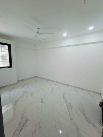 Room in 2 BHK Apartment at Wadgaon Sheri – for Sale