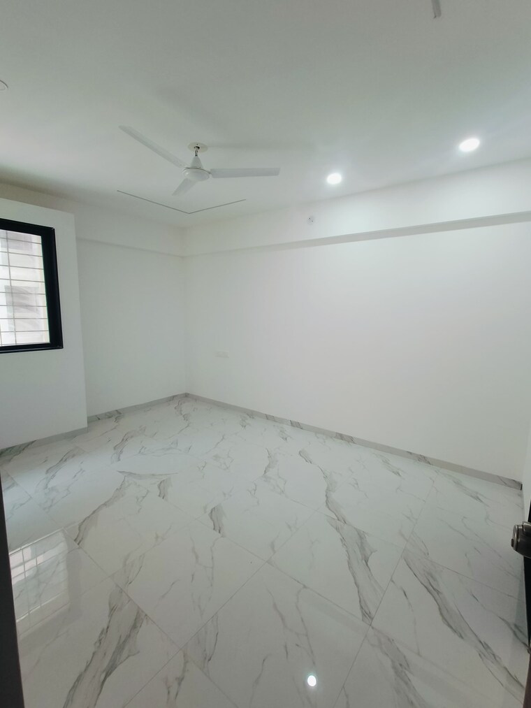 Room, wadgaon sheri 2 Bedroom 750 Sq.Ft. Apartment In Wadgaon Sheri Pune 9169967