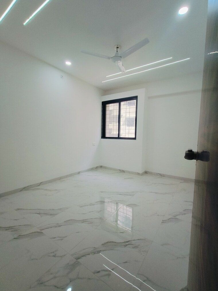 Room, wadgaon sheri 2 Bedroom 750 Sq.Ft. Apartment In Wadgaon Sheri Pune 9169967