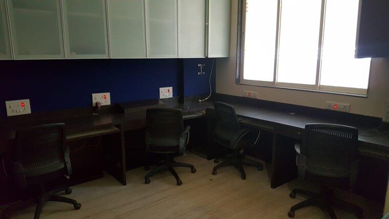 Team Area, nalasopara west Commercial Office Space 1300 Sq.Ft. In Nalasopara West Palghar 9169992