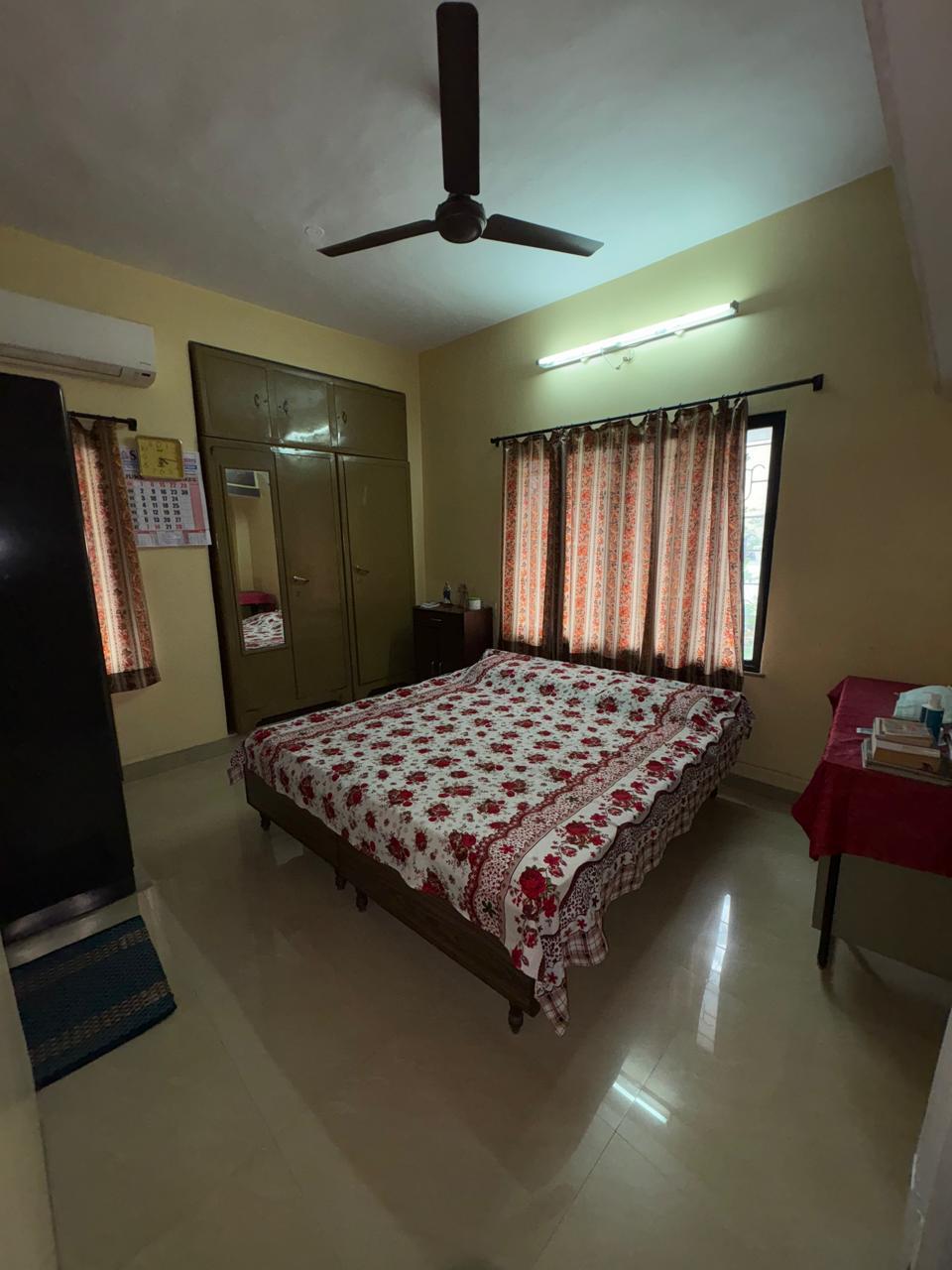 3 BHK 1500 Sq.Ft. Apartment in Green Valley CHS