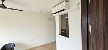 Room in 1 BHK Apartment at Indiabulls One Indiabulls, Pokhran Road No Two – for Rent