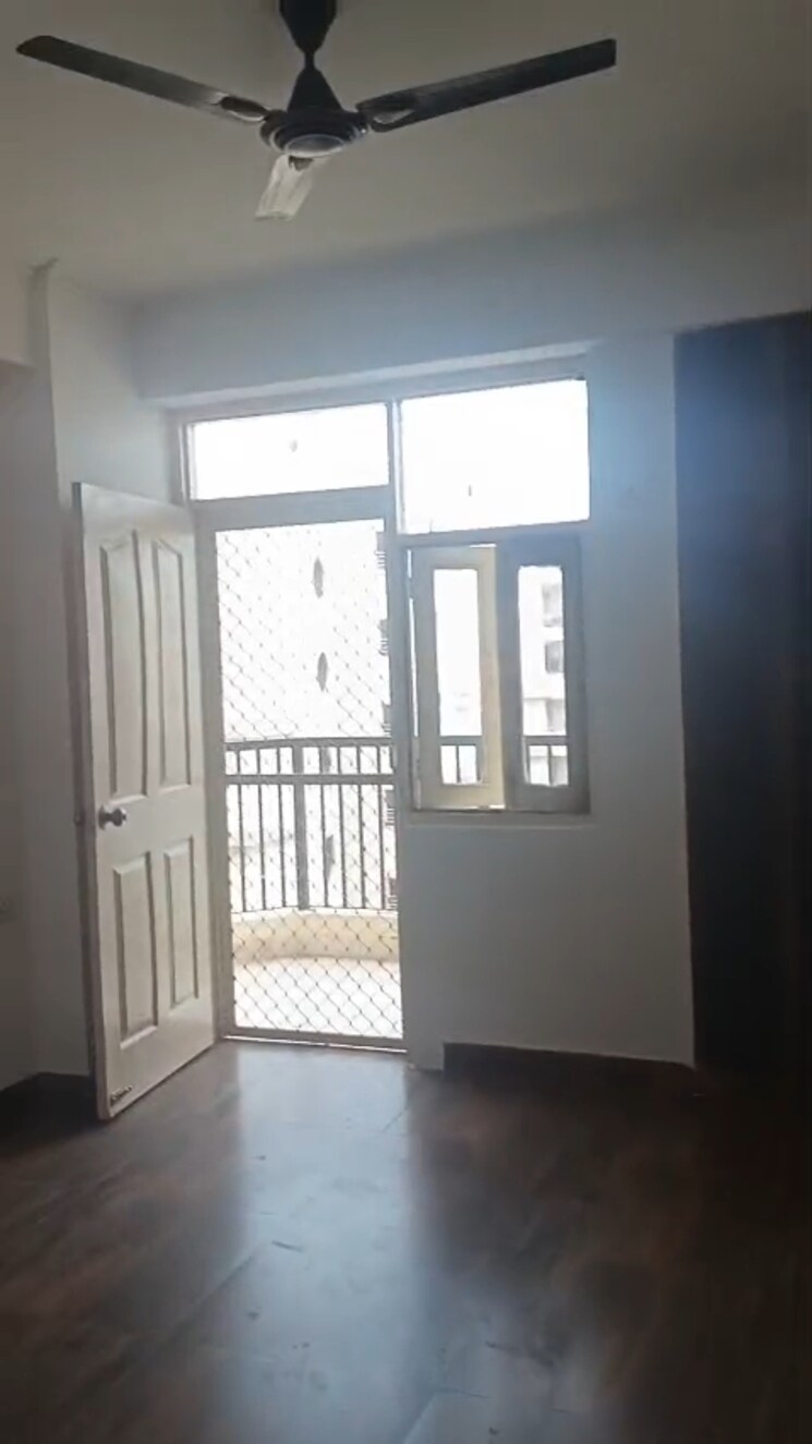 Room, gulmohur-garden 3 Bedroom 1215 Sq.Ft. Apartment In Raj Nagar Extension Ghaziabad 9170026