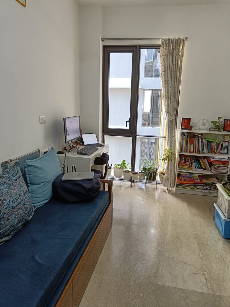 Living Room, lodha-the-park-side 3 Bedroom 1348 Sq.Ft. Apartment In Worli Mumbai 9170042