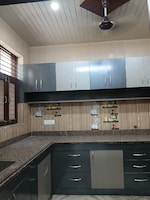 2 BHK + Pooja Room 200 Sq.Yd. Builder Floor in Sector 14p 