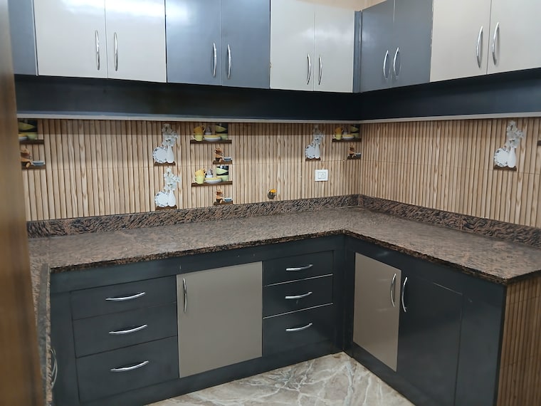 Kitchen, sector 14 2 Bedroom 200 Sq.Yd. Builder Floor In Sector 14 Hisar 9170046