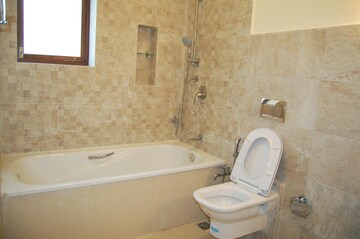 Bathroom in 3 BHK Apartment at Atlas Apartment, Malabar Hill – for Rent