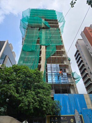  Office Space For Sale in BLA Business Park, Goregaon West