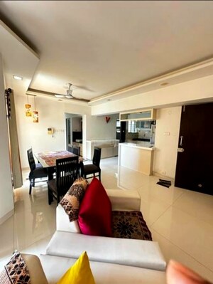 Living Room in 3 BHK Apartment at Tara Tower, Mulund West – for Sale