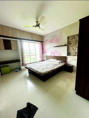 Living Room in 3 BHK Apartment at Tara Tower, Mulund West – for Sale