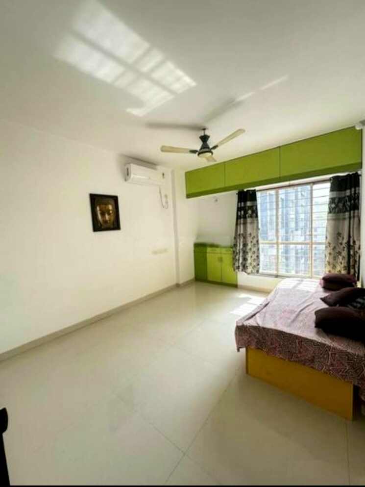 Living Room, tara-tower 3 Bedroom 1100 Sq.Ft. Apartment In Mulund West Mumbai 9170077