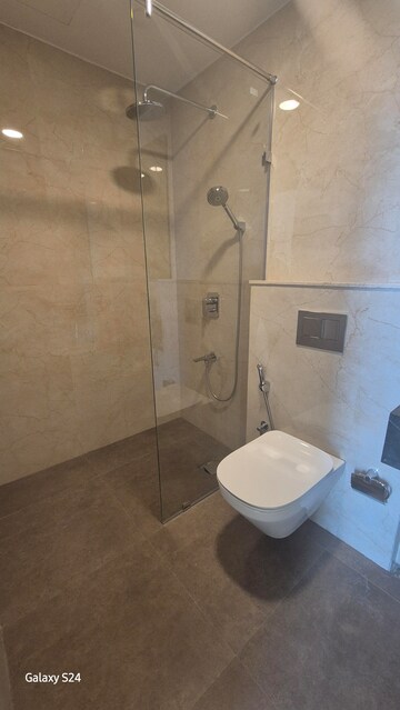 Bathroom in 3 BHK Apartment at Piramal Mahalaxmi North Tower, Mahalaxmi – for Rent