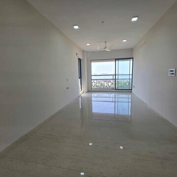 Room in 3 BHK Apartment at Sugee Indira, Dadar West – for Rent