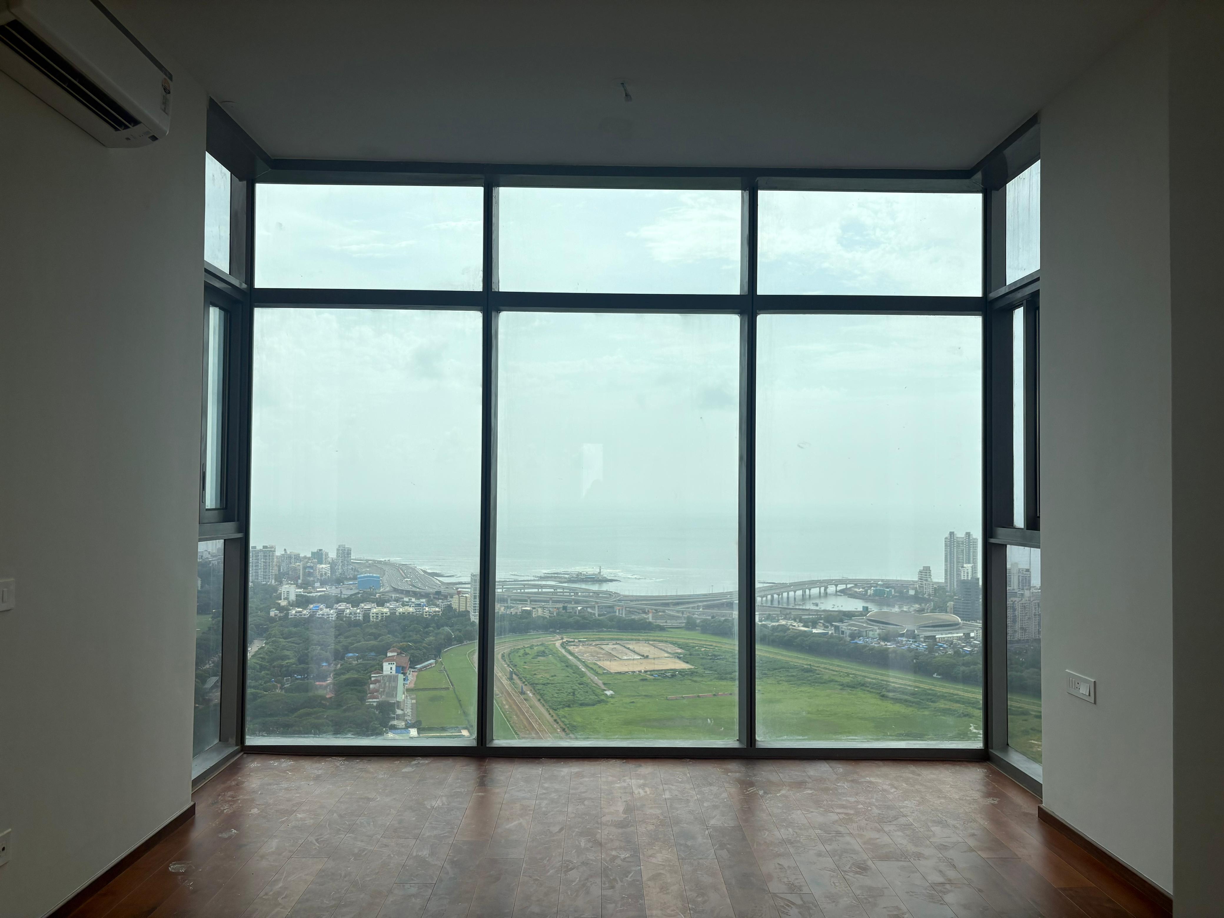 3 BHK + Servant Room Apartment For Rent in Piramal Mahalaxmi