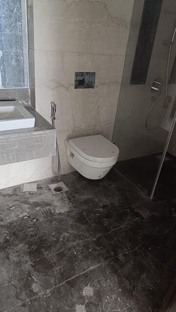 Bathroom in 3 BHK Apartment at Lokhandwala Minerva Mahalaxmi, Mahalaxmi – for Rent