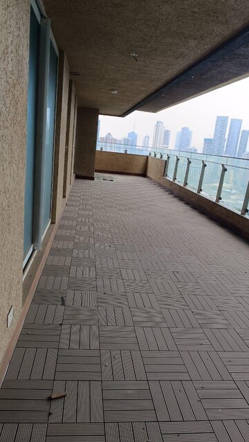 Balcony in 3 BHK Apartment at Lokhandwala Minerva Mahalaxmi, Mahalaxmi – for Rent