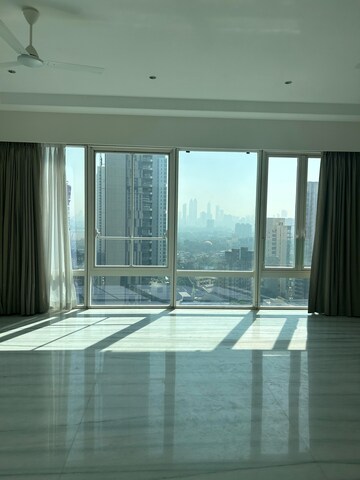 Staircase in 3 BHK Apartment at Indiabulls Blu, Worli – for Rent