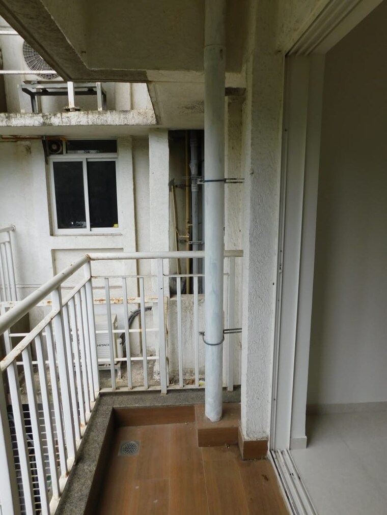 Balcony, lodha-amara 2 Bedroom 735 Sq.Ft. Apartment In Kolshet Road Thane 9170141