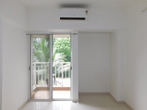 2 BHK Apartment For Sale in Lodha Amara, Kolshet Road