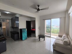2 BHK Apartment For Sale in Signature The Serenas