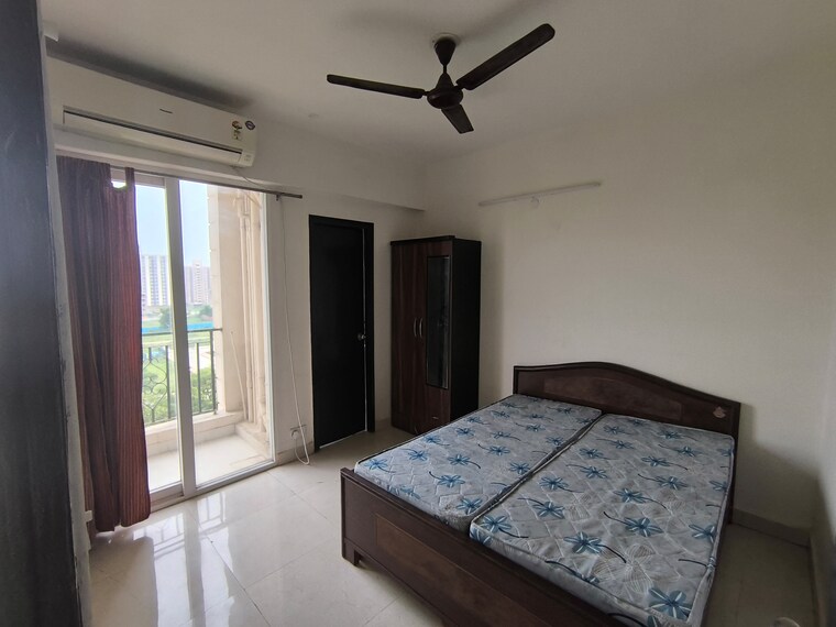 Bedroom, signature-the-serenas 2 Bedroom 614 Sq.Ft. Apartment In Sohna Sector 36 Gurgaon 9170164