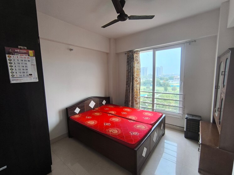 Bedroom, signature-the-serenas 2 Bedroom 614 Sq.Ft. Apartment In Sohna Sector 36 Gurgaon 9170164