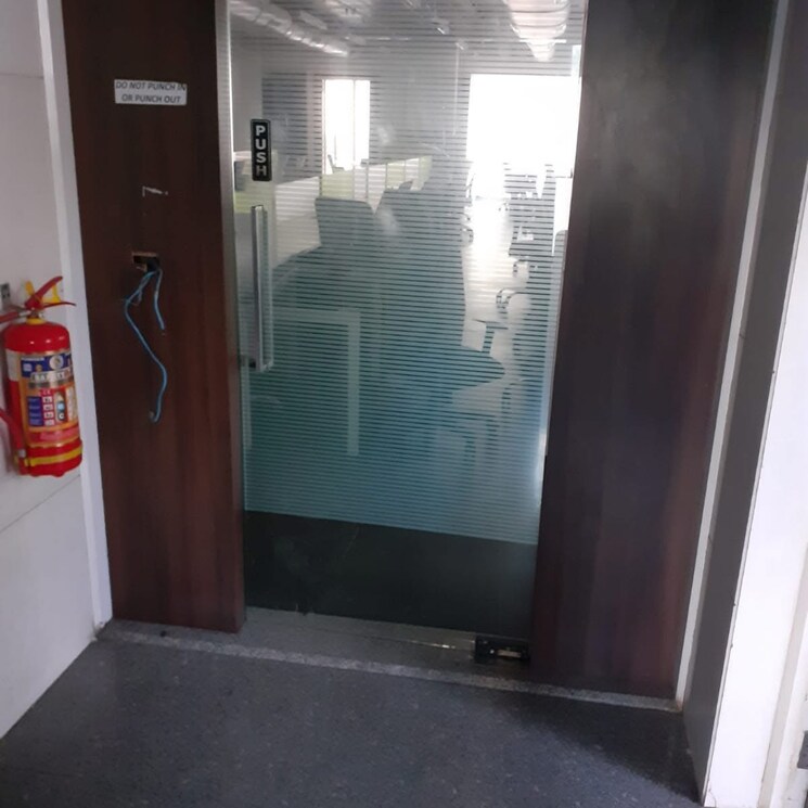 Room, narang-wista Commercial Office Space 2500 Sq.Ft. In Danda Mumbai 9170166