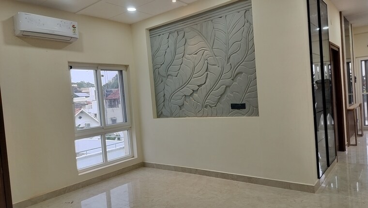 Room, banjara hills 3 Bedroom 2000 Sq.Ft. Apartment In Banjara Hills Hyderabad 9170184