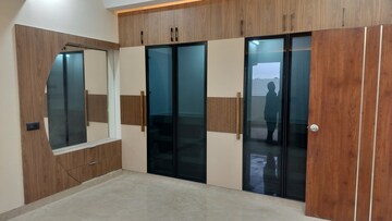 Room in 3 BHK Apartment at Banjara Hills – for Rent