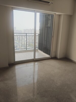 2 BHK Apartment For Sale in Godrej Woods, Sector 43