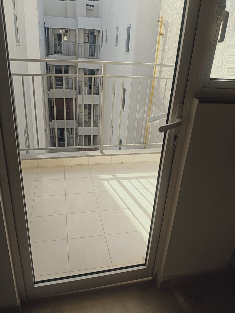 Balcony, godrej-woods 2 Bedroom 1054 Sq.Ft. Apartment In Sector 43 Noida 9170200